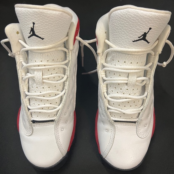 Jordan 13 Retro OG Chicago size 4 youth (5.5 Womens) - Picture 1 of 7